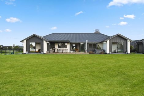 Photo of property in 21 Delta Way, Te Kowhai, Hamilton, 3288