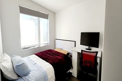 Photo of property in 15/62 Spenmoor Street, Newlands, Wellington, 6037