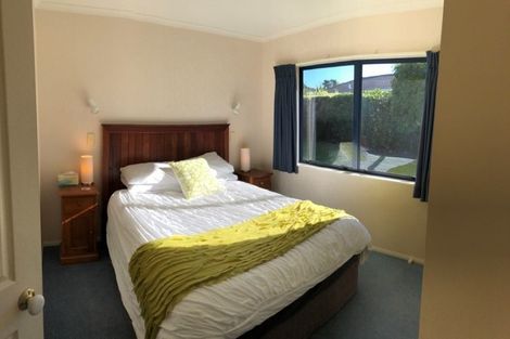 Photo of property in 9 Sequoia Grove, Mount Maunganui, 3116