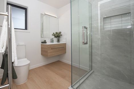 Photo of property in 2/130 Richmond Street, Petone, Lower Hutt, 5012