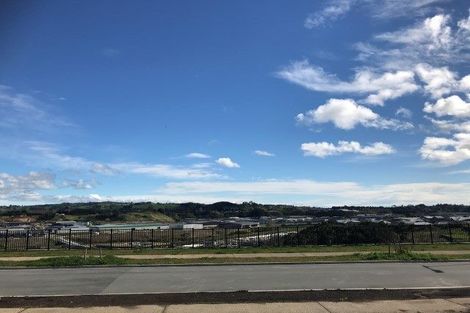 Photo of property in 15 Blacklock Road, Pyes Pa, Tauranga, 3112