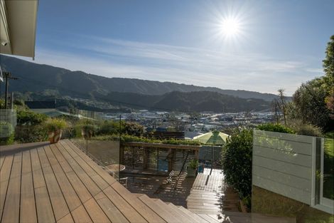 Photo of property in 49 Otago Street, Picton, 7220