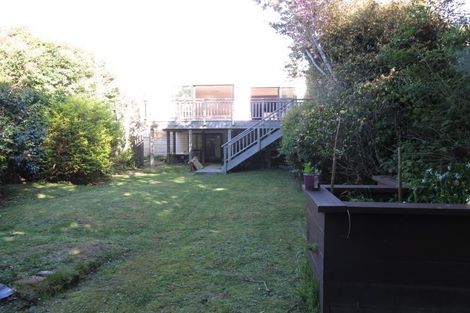 Photo of property in 15 Ranui Crescent, Khandallah, Wellington, 6035