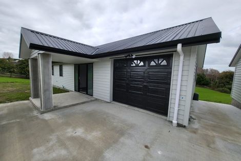 Photo of property in 190 Oraha Road, Kumeu, 0892