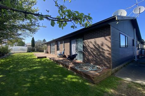 Photo of property in 6 Calder Place, Winton, 9720