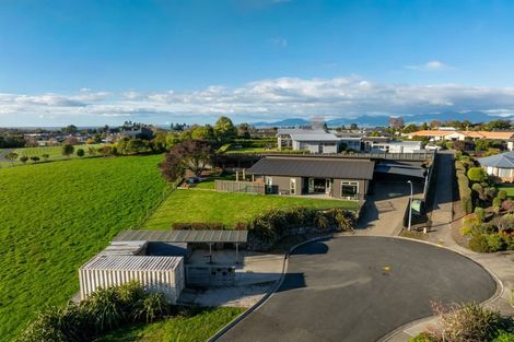 Photo of property in 15 Lionel Place, Mapua, 7005