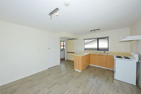 Photo of property in 4 Cheriton Street, Aranui, Christchurch, 8061