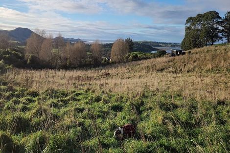 Photo of property in 33 Settlement Hill Road, Owaka, 9586