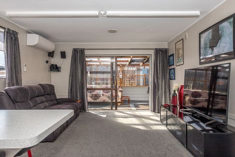 Photo of property in 31b Lyndhurst Street, Westport, 7825