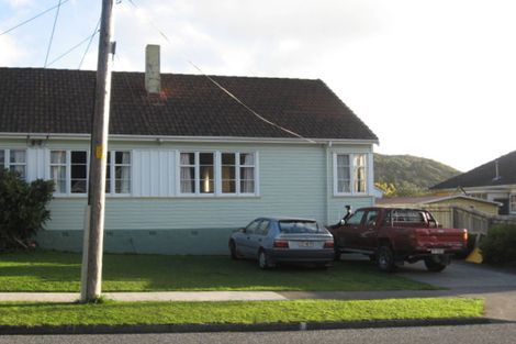Photo of property in 4 Wilkie Crescent, Naenae, Lower Hutt, 5011