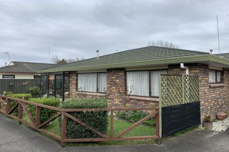 Photo of property in 2/89 College Street, Awapuni, Palmerston North, 4412