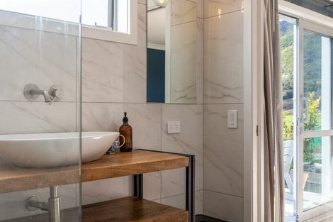 Photo of property in 7 Tapuhikura Street, Waikanae, 5036