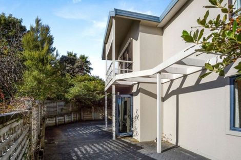 Photo of property in 13 Saunders Close, Whitby, Porirua, 5024