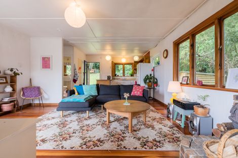 Photo of property in 187 Victory Road, Laingholm, Auckland, 0604