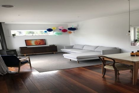 Photo of property in 28 Nikau Street, New Lynn, Auckland, 0600