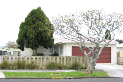 Photo of property in 25a Turakina Street, Merrilands, New Plymouth, 4312