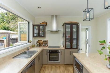 Photo of property in 4 Stopford Street, Marewa, Napier, 4110