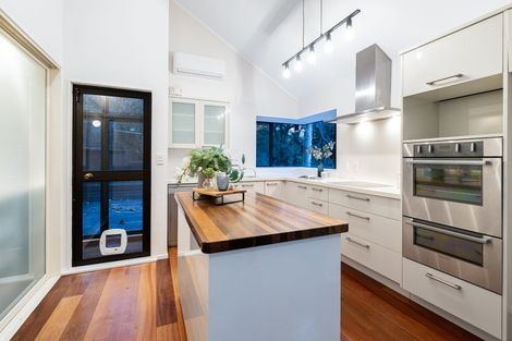 Photo of property in 5 Furneaux Grove, Whitby, Porirua, 5024