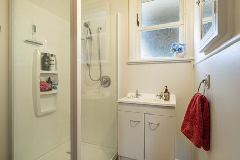 Photo of property in 64 Inniscort Street, Cromwell, 9310