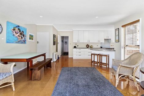 Photo of property in 20 Handyside Street, Tawa, Wellington, 5028