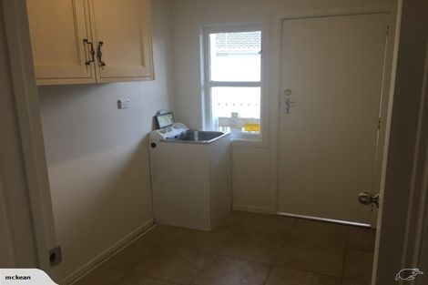 Photo of property in 46 Tairere Crescent, Rosehill, Papakura, 2113