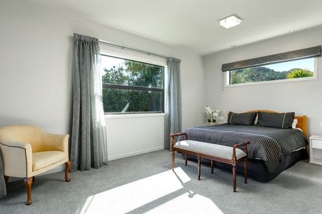 Photo of property in 21 Glentui Place, Waikawa, Picton, 7220
