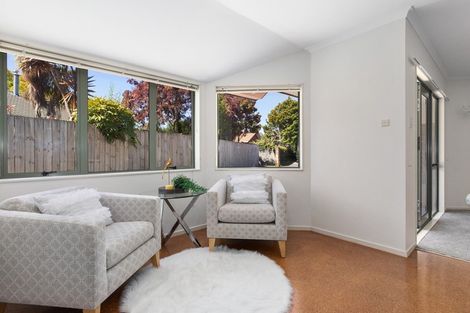 Photo of property in 15 Pascal Place, Flagstaff, Hamilton, 3210