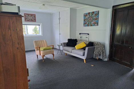 Photo of property in 57 Roxburgh Road East, Roxburgh East, Roxburgh, 9571