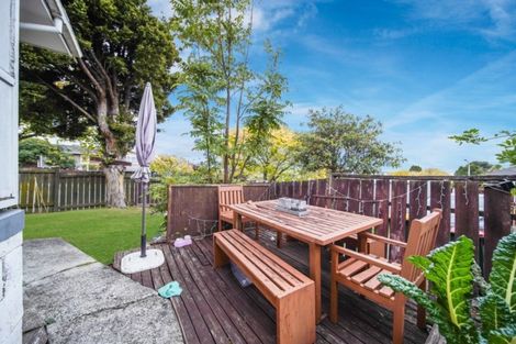 Photo of property in 1/123 Gossamer Drive, Pakuranga Heights, Auckland, 2010