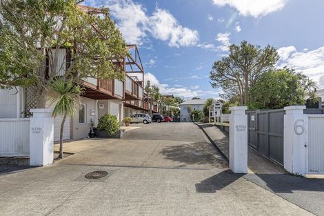 Photo of property in St Giles Court Apartments, 18/6 Vallance Street, Kilbirnie, Wellington, 6022