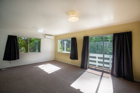 Photo of property in 12 Fairburn Grove, Johnsonville, Wellington, 6037