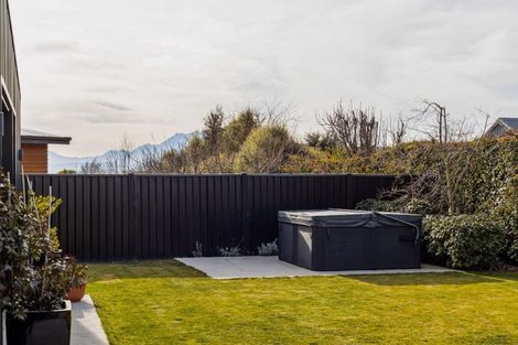 Photo of property in 13 Eden Close, Wanaka, 9305
