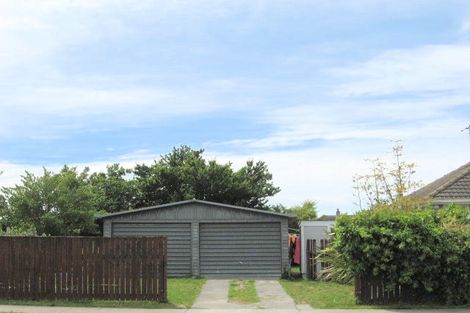 Photo of property in 24 Glasgow Crescent, Kaiti, Gisborne, 4010