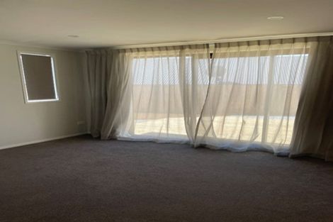 Photo of property in 87 Te Paea Avenue, Paerata, 2124