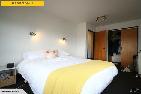 Photo of property in 18 Stafford Street, Mount Victoria, Wellington, 6011