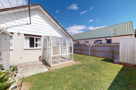 Photo of property in 37 Rimu Street, Levin, 5510