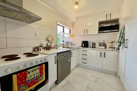 Photo of property in 2/328 Bucklands Beach Road, Bucklands Beach, Auckland, 2012