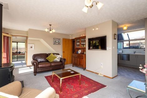 Photo of property in 1/35 Solway Avenue, Ilam, Christchurch, 8041