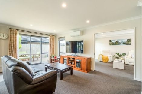 Photo of property in 67 Bradwell Crescent, Halswell, Christchurch, 8025