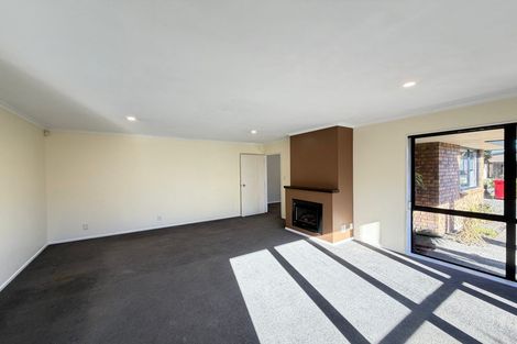 Photo of property in 72 Geneva Terrace, Kelvin Grove, Palmerston North, 4414