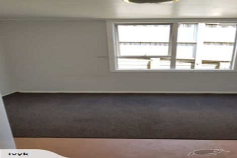 Photo of property in 98 Litten Road, Cockle Bay, Auckland, 2014