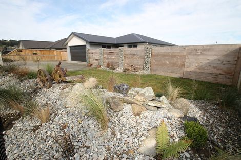 Photo of property in 107 Wingatui Road, Mosgiel, 9024