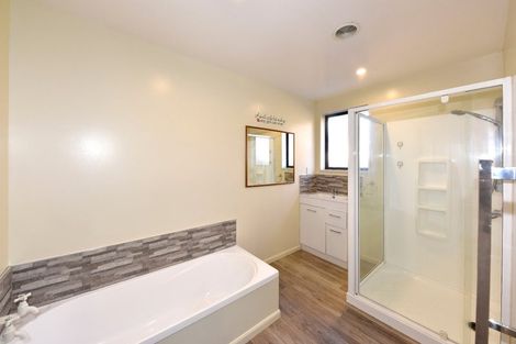 Photo of property in 10 Courtfield Close, Parklands, Christchurch, 8083