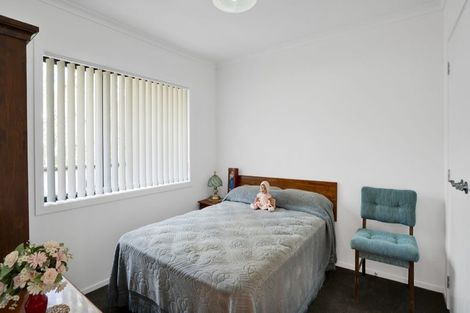 Photo of property in 6 Elizabeth Grove, Stratford, 4332