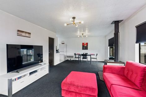 Photo of property in 14 Hurley Road, Paraparaumu Beach, Paraparaumu, 5032