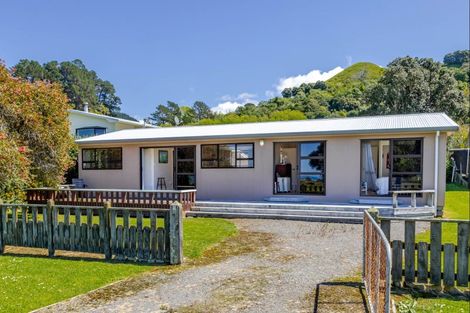 Photo of property in 3 Mchardy Place, Blackhead, Porangahau, 4284