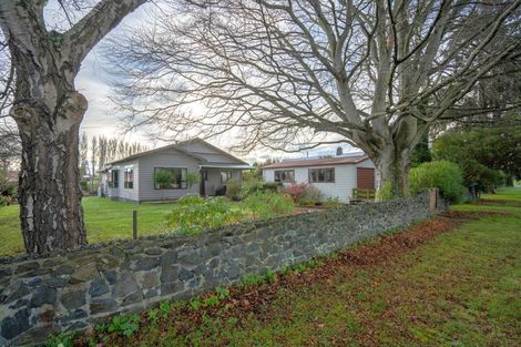 Photo of property in 82 Lochiel Bridge Road, Lochiel, Winton, 9781