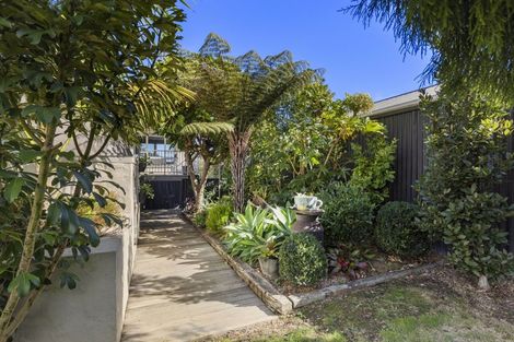 Photo of property in 27 Stella Drive, Clarks Beach, 2122