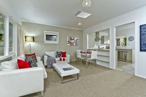 Photo of property in 1/4 Betsland Crescent, Hillcrest, Auckland, 0627