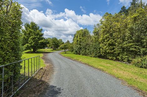 Photo of property in 66 Saleyards Road, Kauri, Kamo, 0185